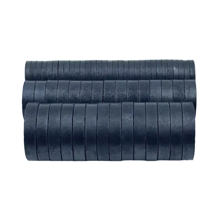 Sterkur ferrít segull